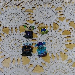 Ready2Robot mini figs build, swap, battle series 1